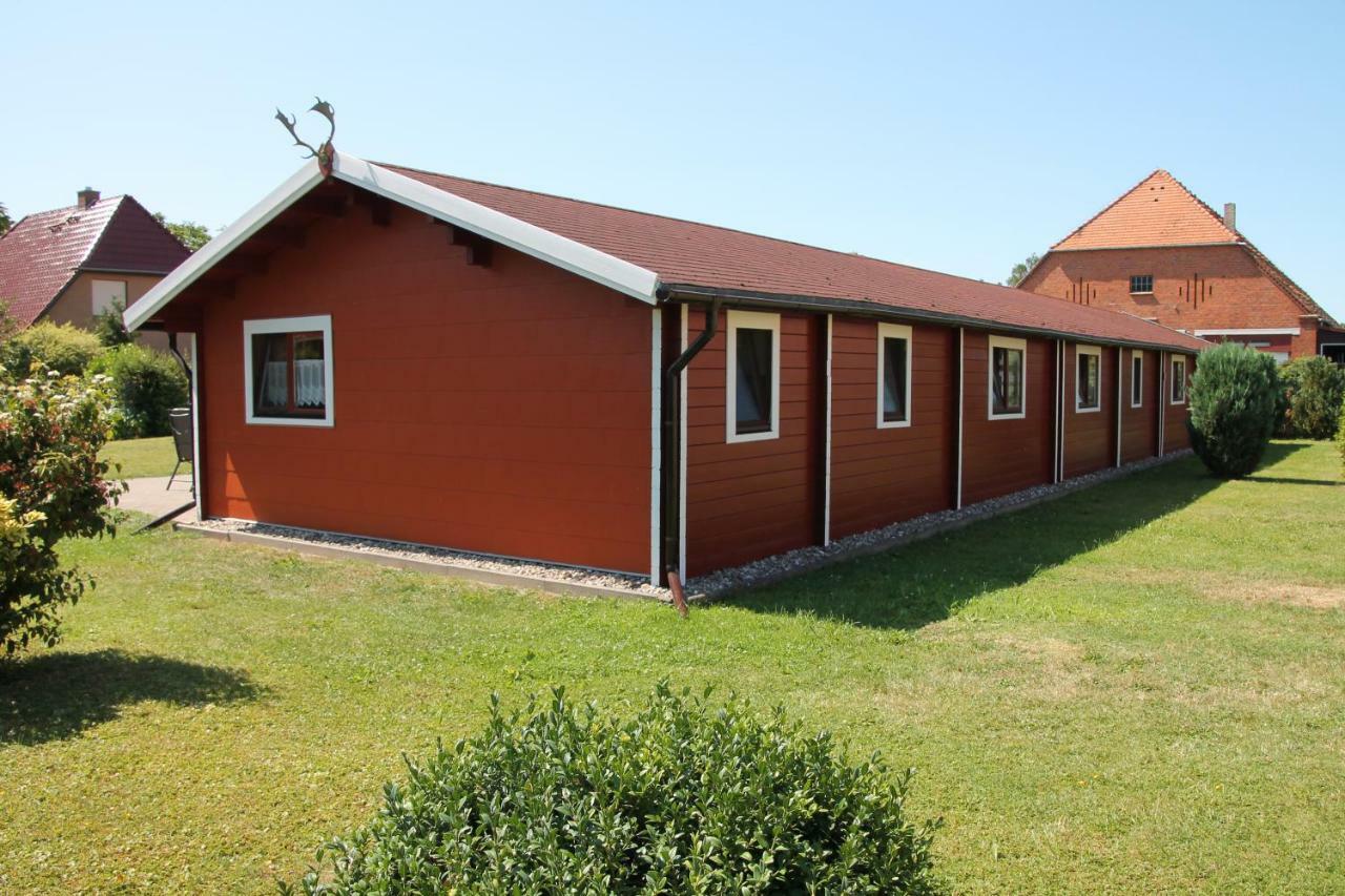 Blockhaeuser An Der Mueritz Ludorf Exterior photo